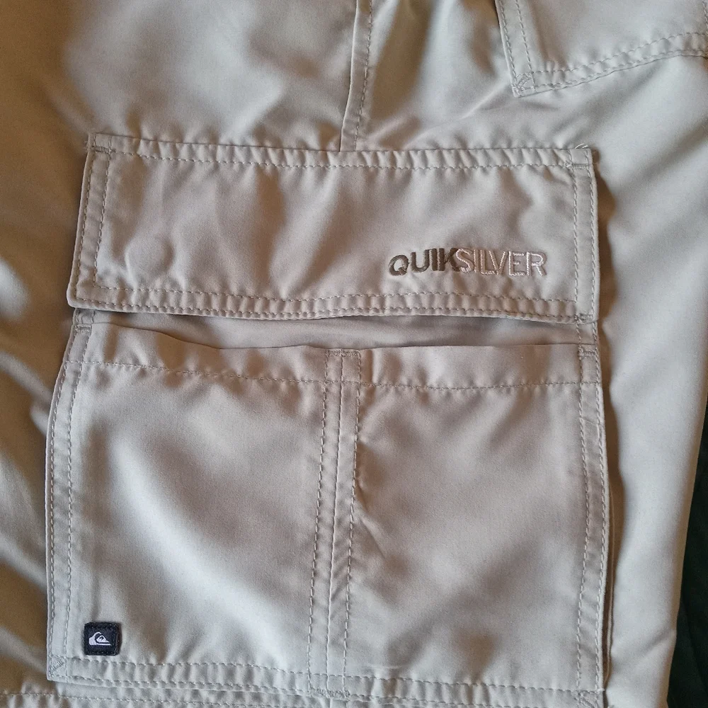 Quicksliver Cargo Shorts 32 Waist 10" Inseam - Picture 10 of 11